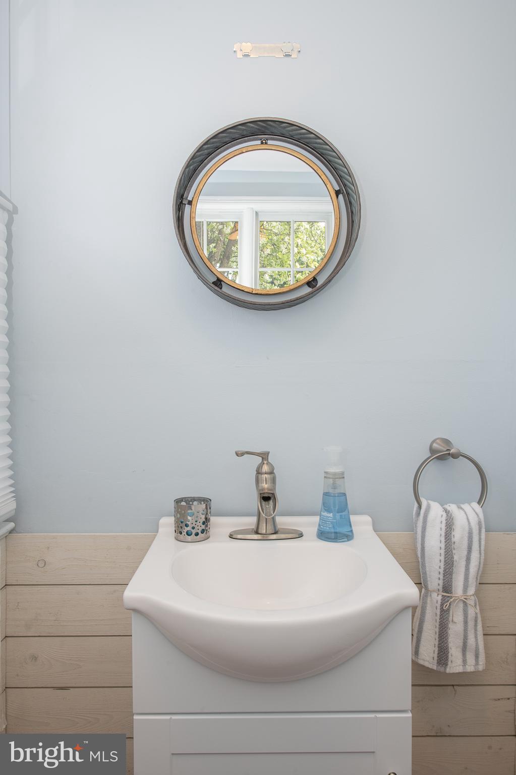 778 Upper Gulph Road Wayne, PA 19087 - Photo 19 of 36 First level half Bathroom located off the Mudroom