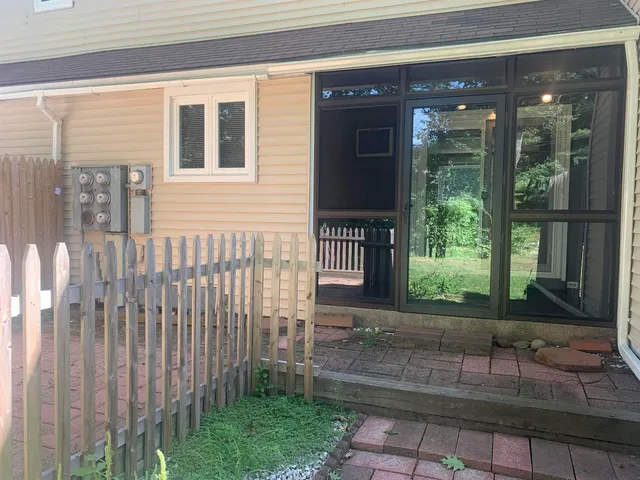 $2,495 | 4 Cedarbrook Village, Unit B, Rochester, NH 03867