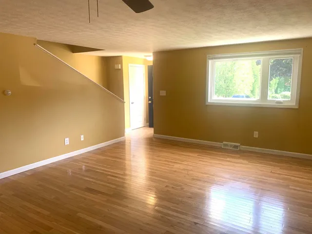 $2,495 | 4 Cedarbrook Village, Unit B, Rochester, NH 03867