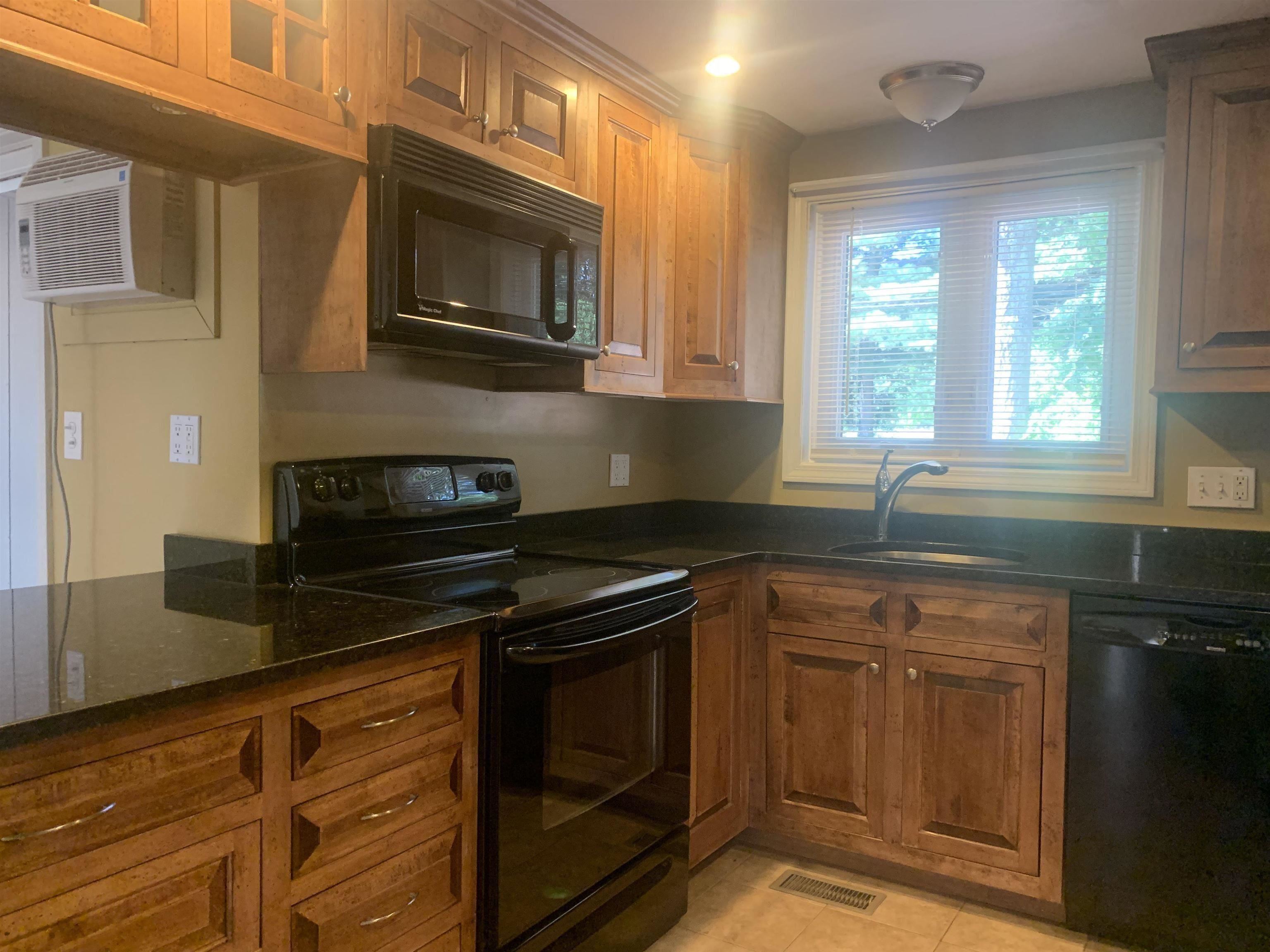 4 Cedarbrook Village, Unit B Rochester, NH 03867 - Photo 7 of 32