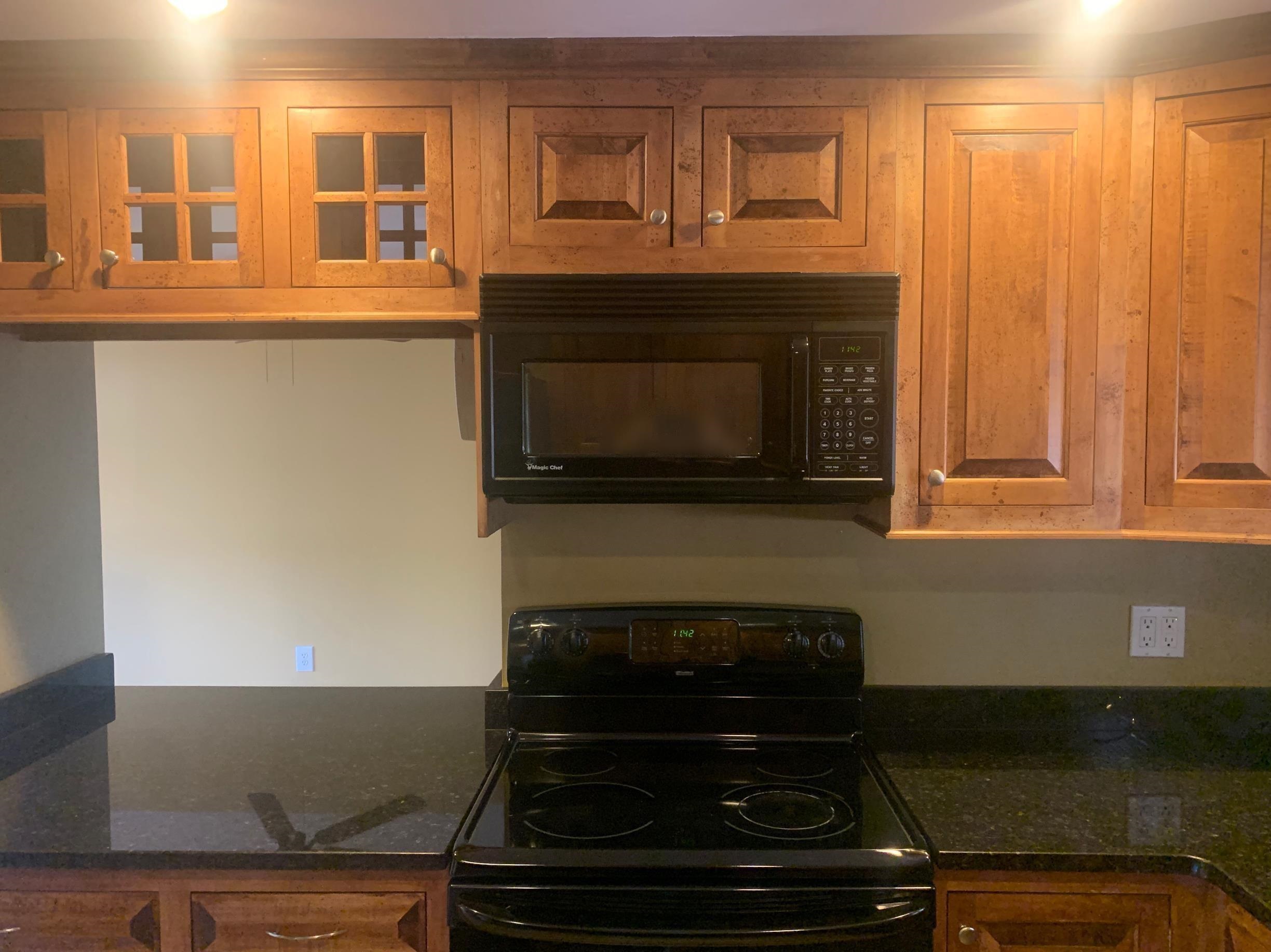 4 Cedarbrook Village, Unit B Rochester, NH 03867 - Photo 9 of 32