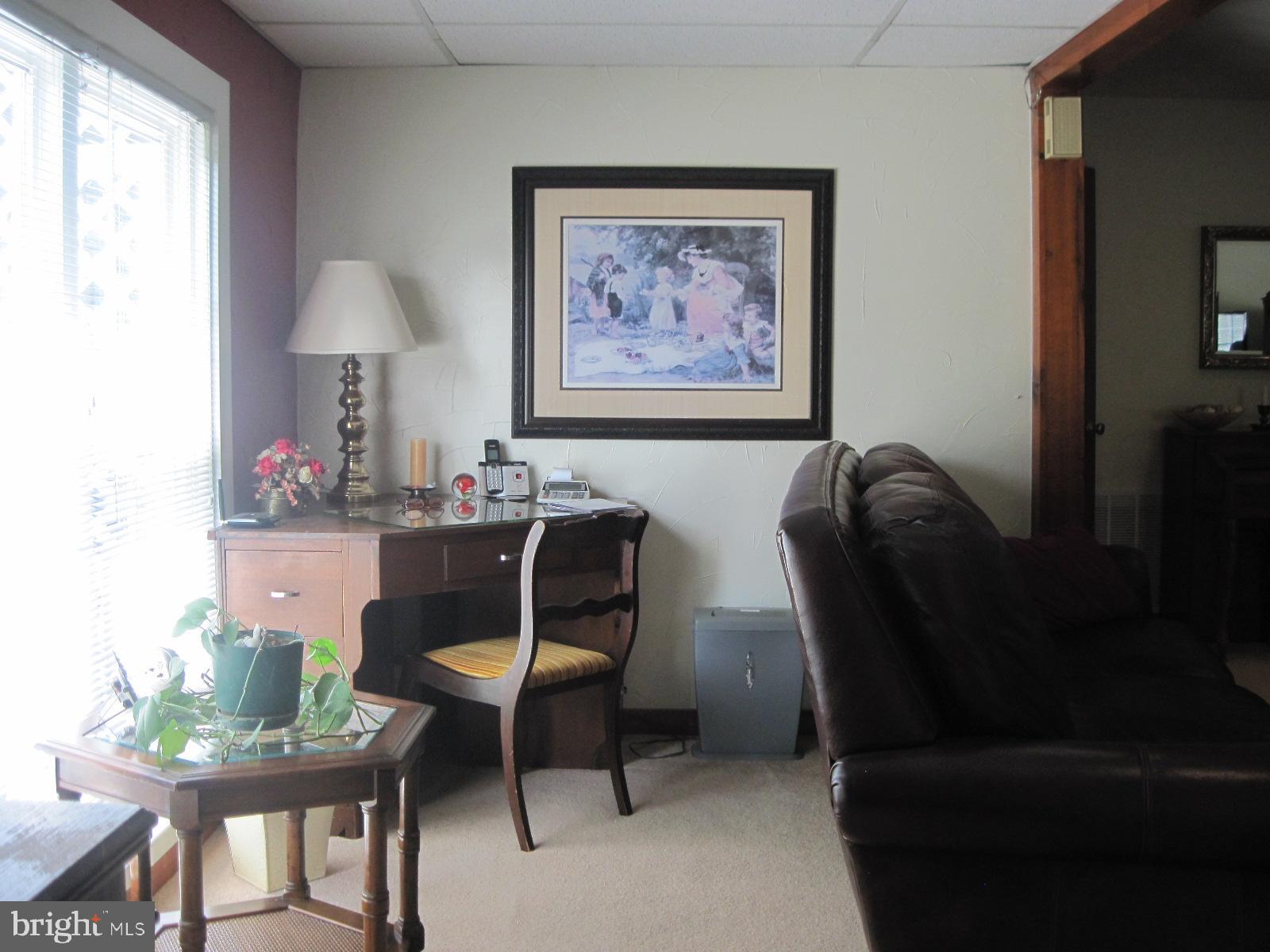 1130 Bowers Bridge Road Manchester, PA 17345 - Photo 13 of 71 living room f