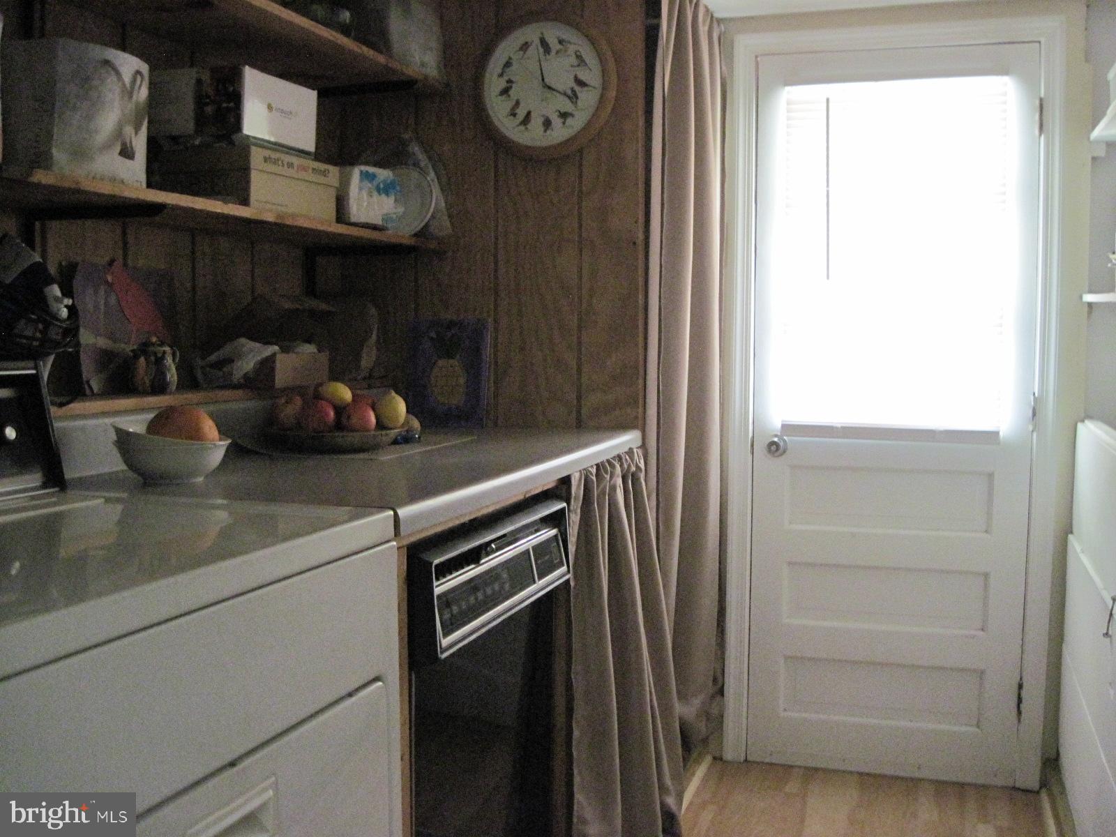 1130 Bowers Bridge Road Manchester, PA 17345 - Photo 19 of 71 laundry area