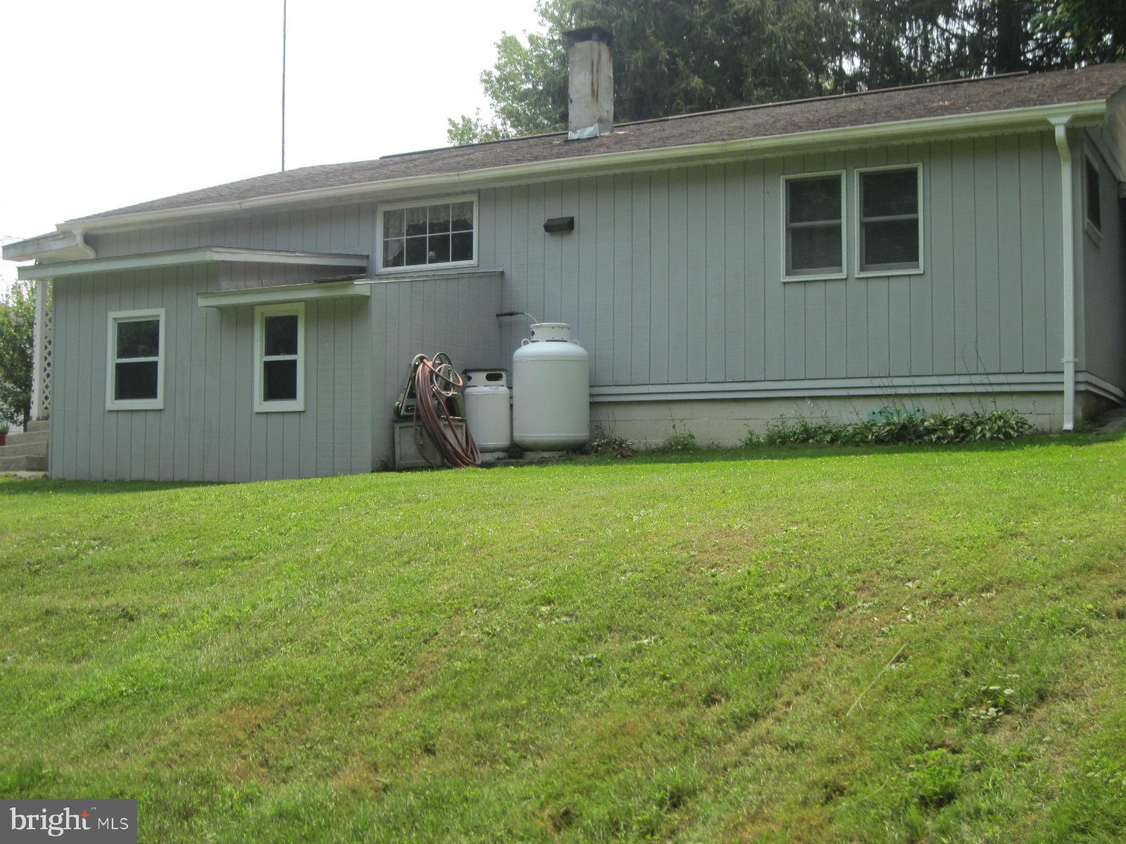 1130 Bowers Bridge Road Manchester, PA 17345 - Photo 36 of 71 rear of home