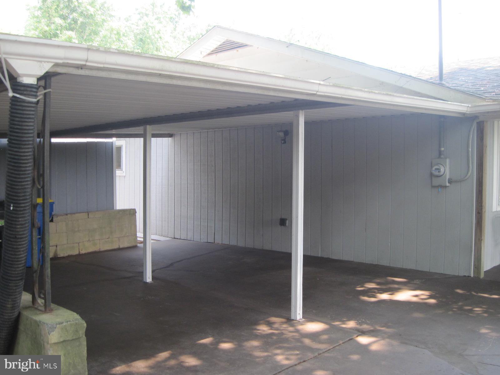 1130 Bowers Bridge Road Manchester, PA 17345 - Photo 49 of 71 covered car port