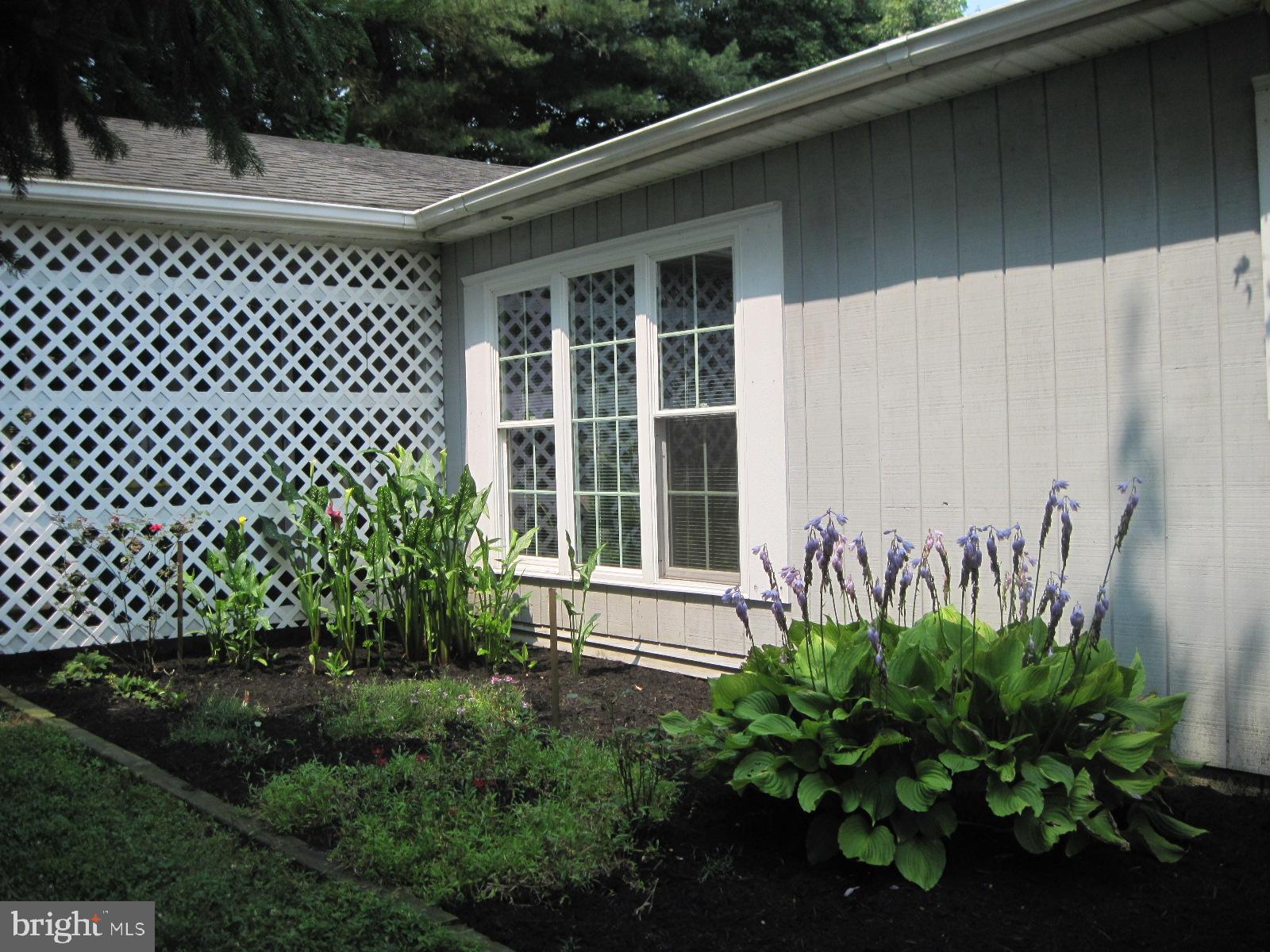 1130 Bowers Bridge Road Manchester, PA 17345 - Photo 52 of 71 front flower beds