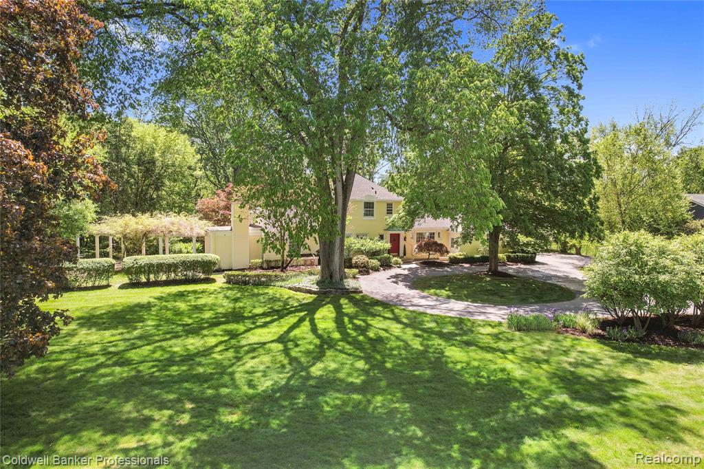 19905 Beverly Road Beverly Hills, MI 48025 - Photo 2 of 98