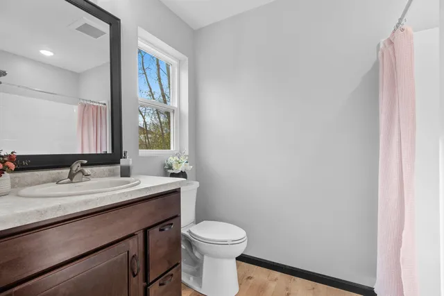 $349,900 | 1801 Southland Lane, New London, WI 54961