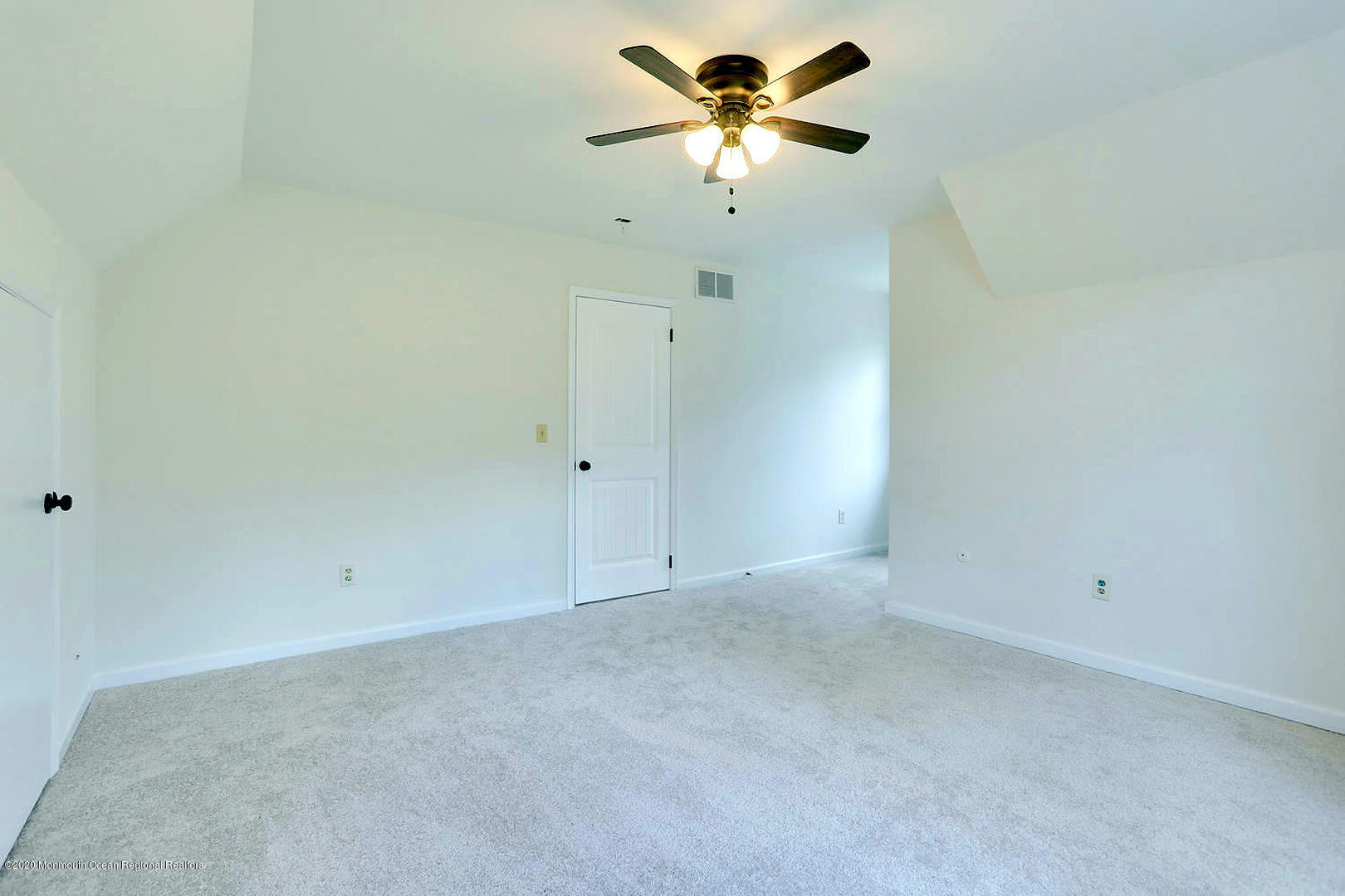 1202 Kennebec Road Forked River, NJ 08731 - Photo 23 of 31 1202 Kennebec Rd Lacey-large-023-013-Bed