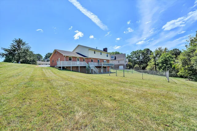 $499,900 | 211 Aspen Drive, Daleville, VA 24083