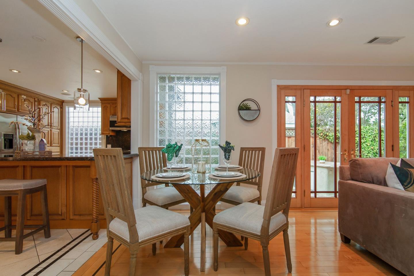 1147 Nilda Avenue Mountain View, CA 94040 - Photo 16 of 37