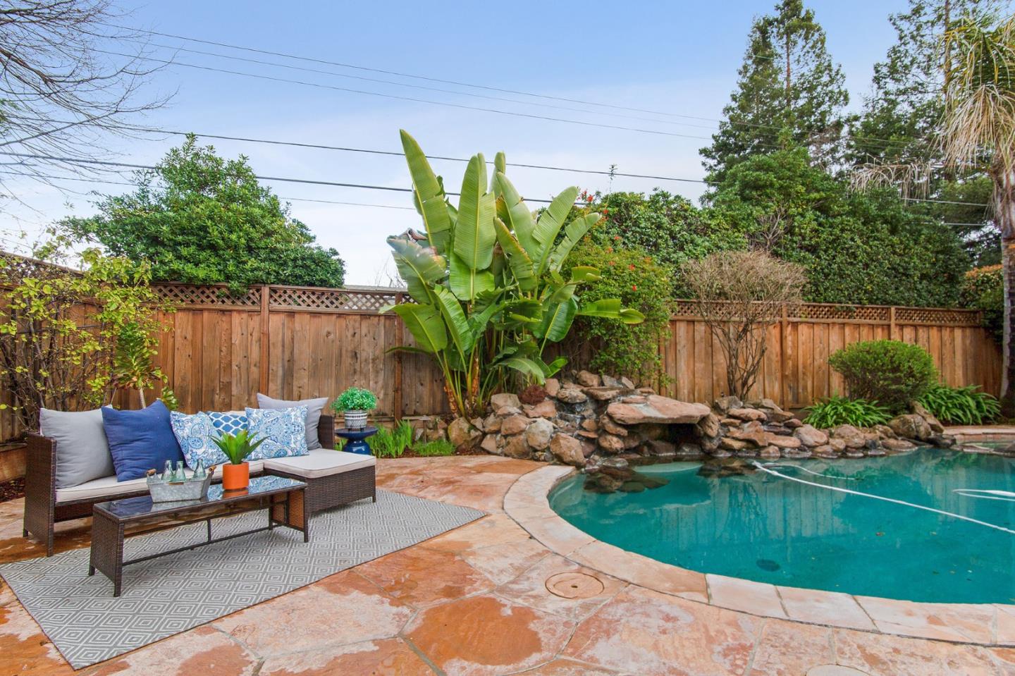 1147 Nilda Avenue Mountain View, CA 94040 - Photo 34 of 37