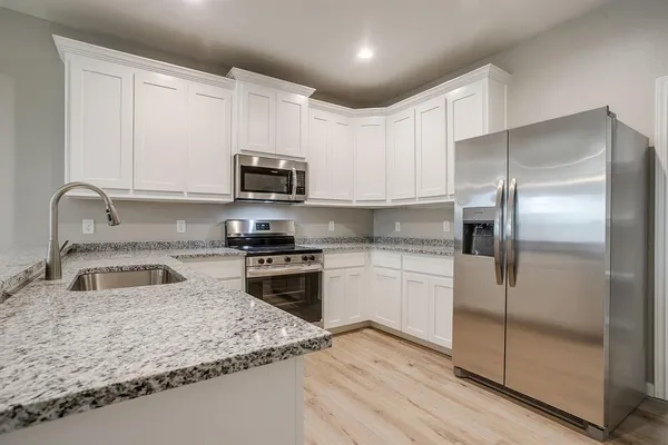 $2,500 | 133 Winners Circle, Unit 903, Weatherford, TX 76087