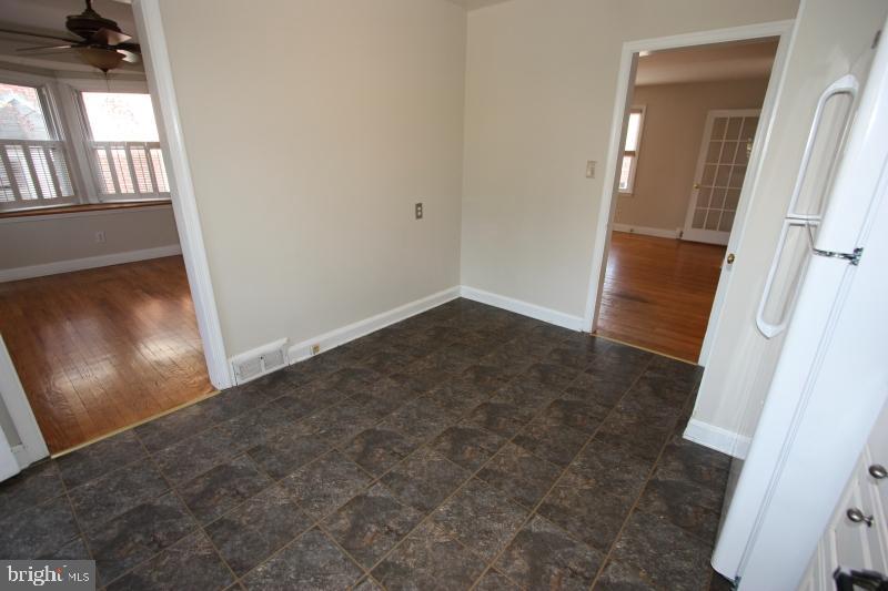 8110 Glen Gary Road Towson, MD 21286 - Photo 16 of 31 Room for more cabinets or table & chairs