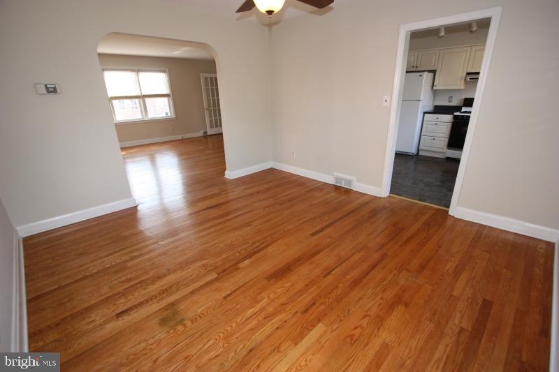 8110 Glen Gary Road Towson, MD 21286 - Photo 9 of 31 Formal Dining room