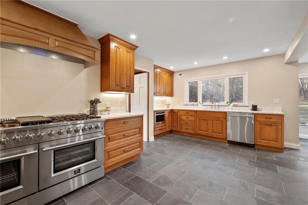 620 Riding Meadow Road Pittsburgh, PA 15238 - Photo 17 of 39 Gallery Image 17