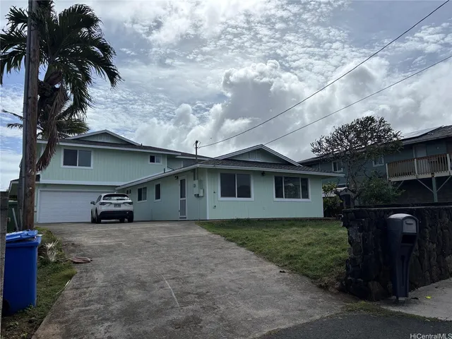 $5,000 | 54-18 Haukoi Place, Unit DOWNSTAIRS, Hauula, HI 96717