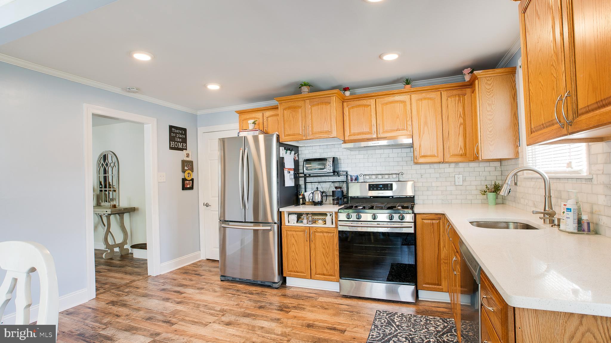 213 Glendale Road Havertown, PA 19083 - Photo 11 of 26