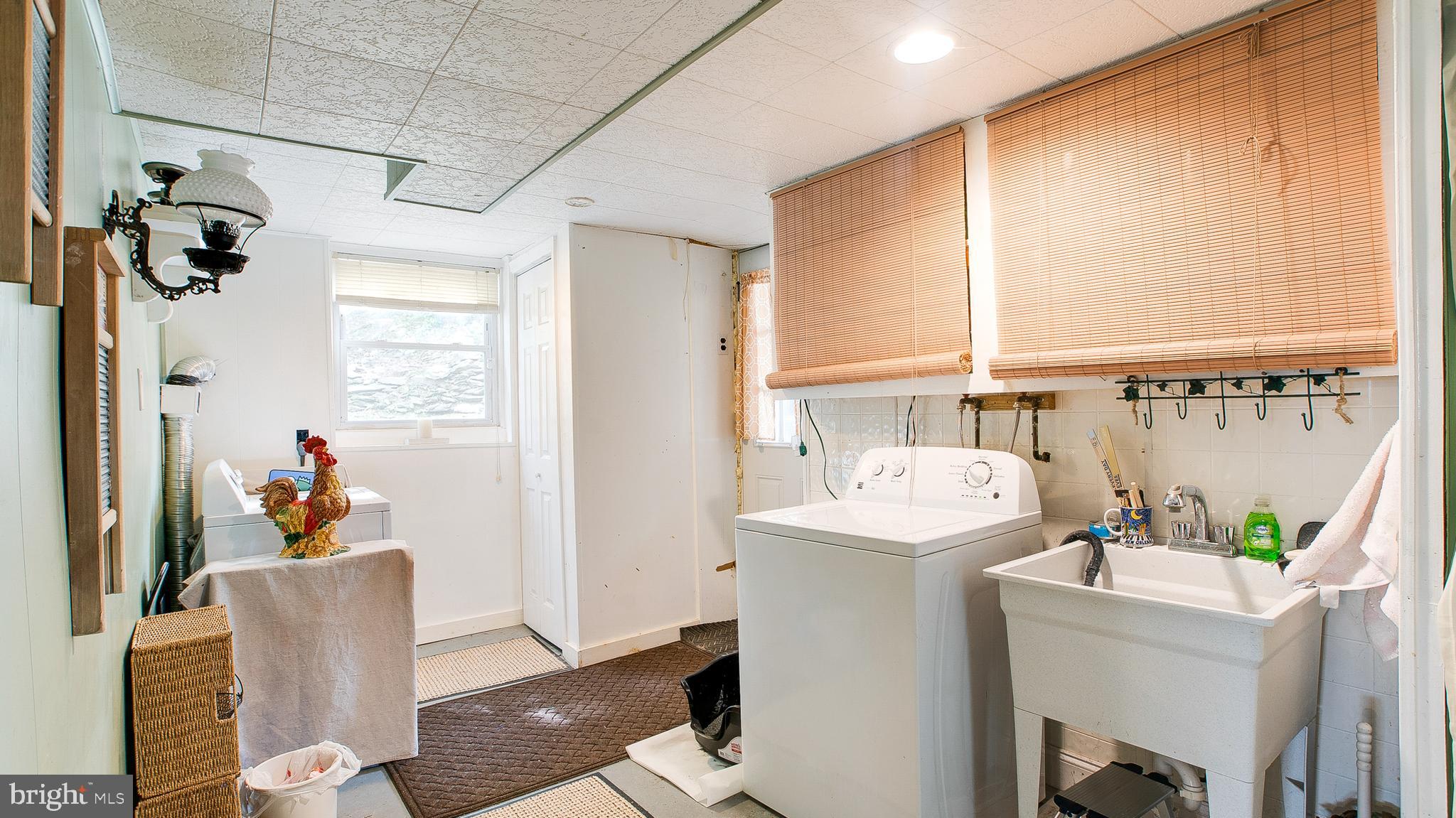 213 Glendale Road Havertown, PA 19083 - Photo 15 of 26
