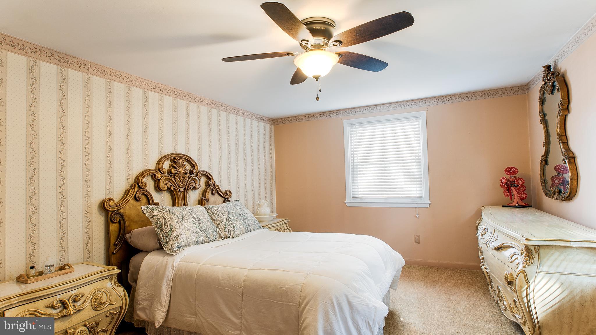 213 Glendale Road Havertown, PA 19083 - Photo 16 of 26