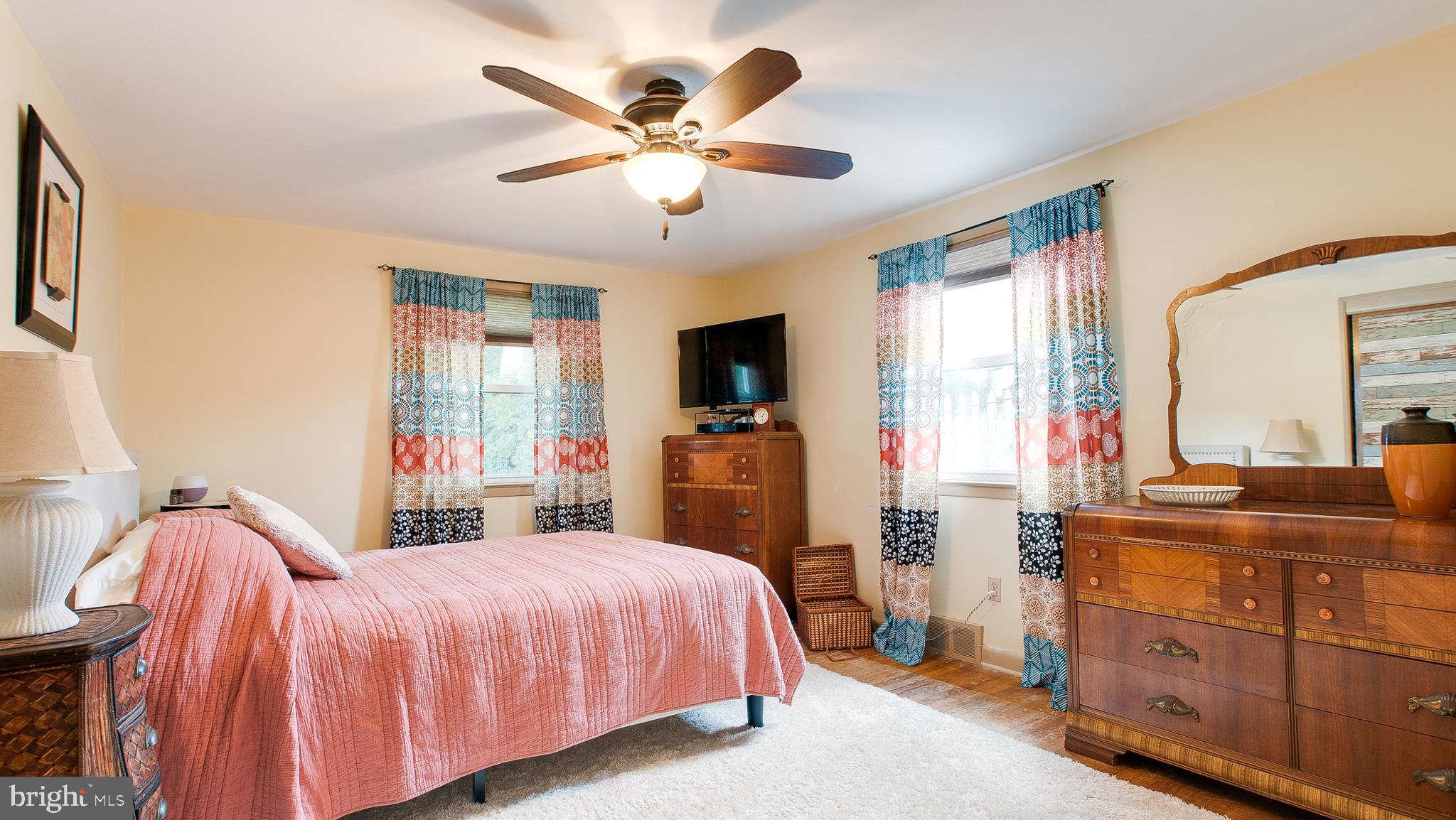 213 Glendale Road Havertown, PA 19083 - Photo 18 of 26