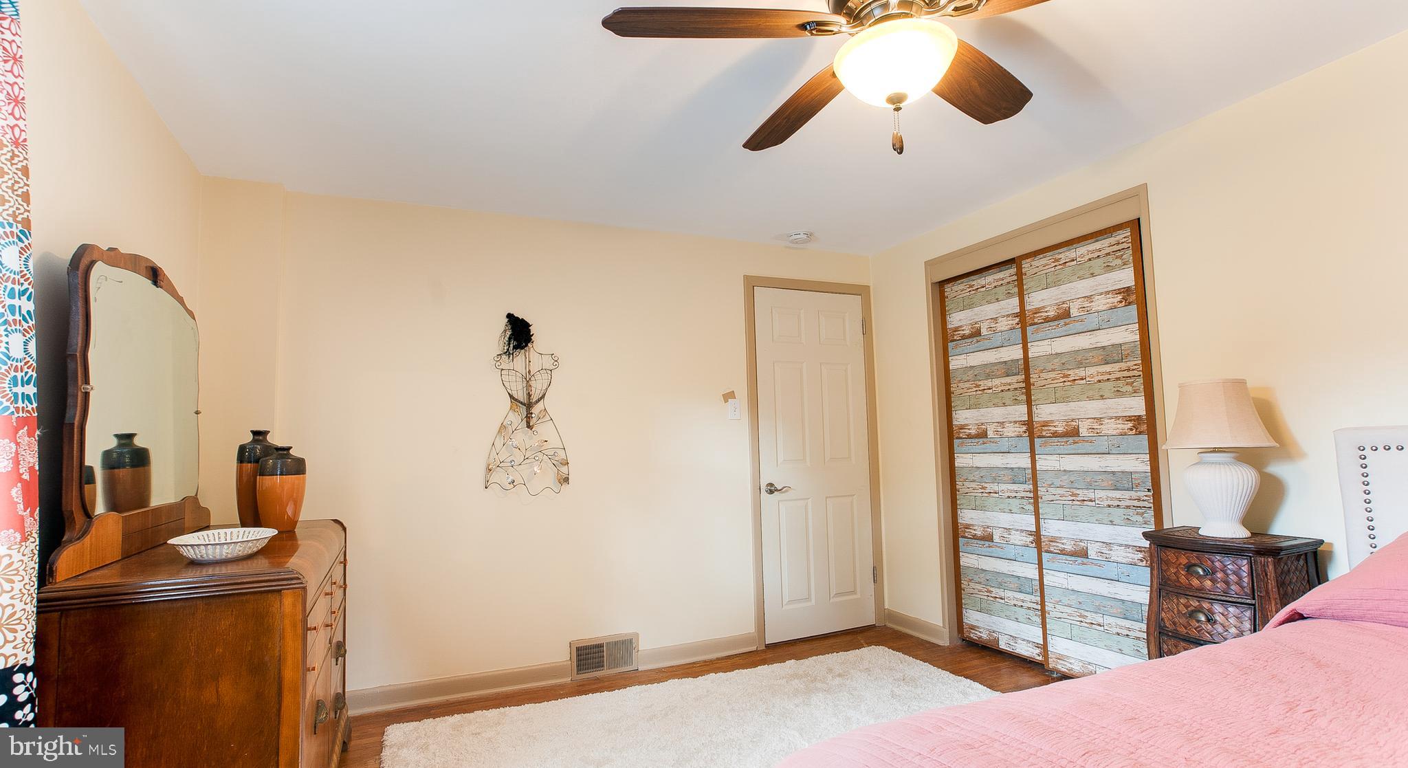 213 Glendale Road Havertown, PA 19083 - Photo 19 of 26