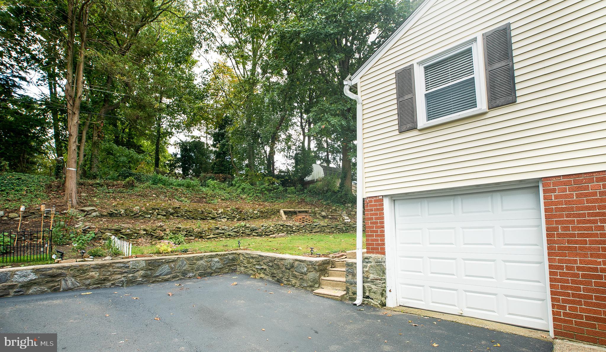 213 Glendale Road Havertown, PA 19083 - Photo 26 of 26