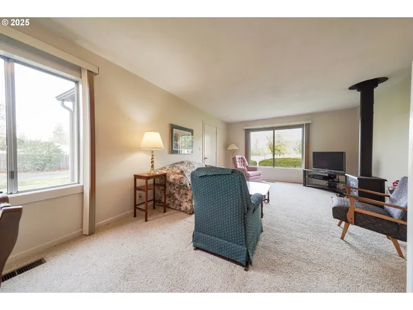 $449,900 | 46280 East Lyons Mill City Drive, Lyons, OR 97358