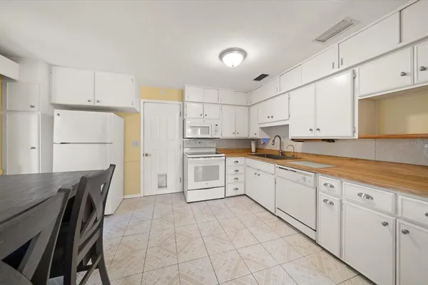 $349,000 | 550 3rd Street Southwest, Largo, FL 33770
