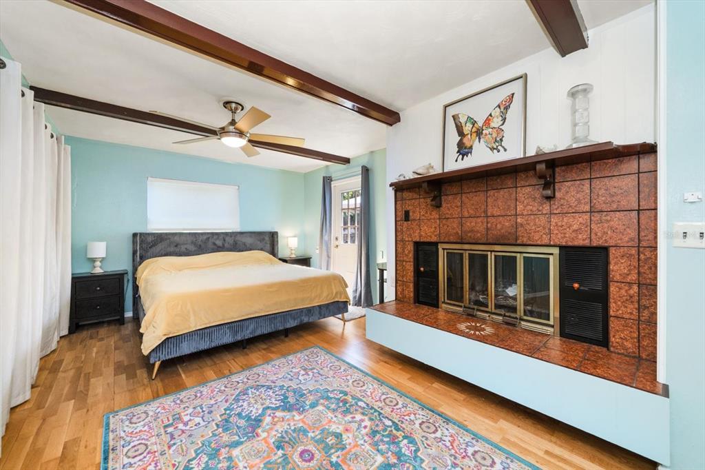 550 3rd Street Southwest Largo, FL 33770 - Photo 19 of 40