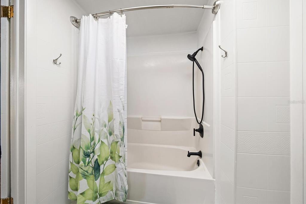 550 3rd Street Southwest Largo, FL 33770 - Photo 20 of 40