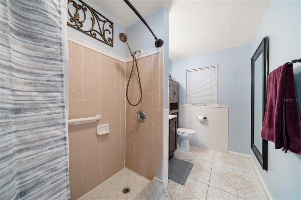 550 3rd Street Southwest Largo, FL 33770 - Photo 27 of 40