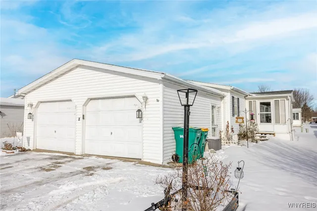 $94,900 | 79 Golden Pond Boulevard, Newstead, NY 14001