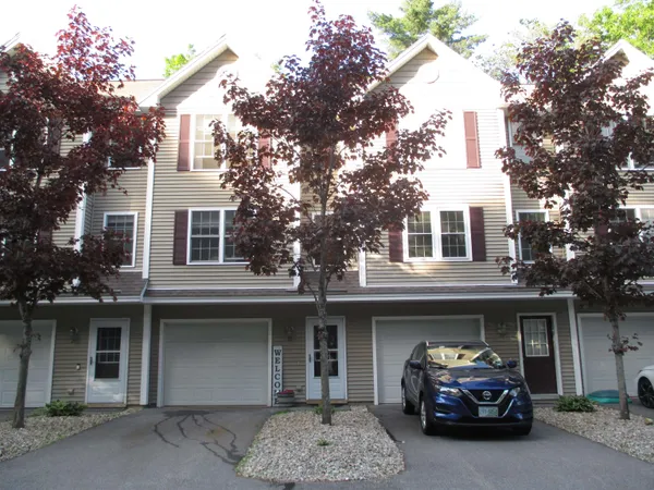 $349,900 | 19 Split Rock Drive, Rochester, NH 03839