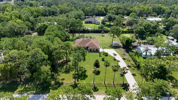 $995,000 | 17268 118th Trail North, Jupiter, FL 33478