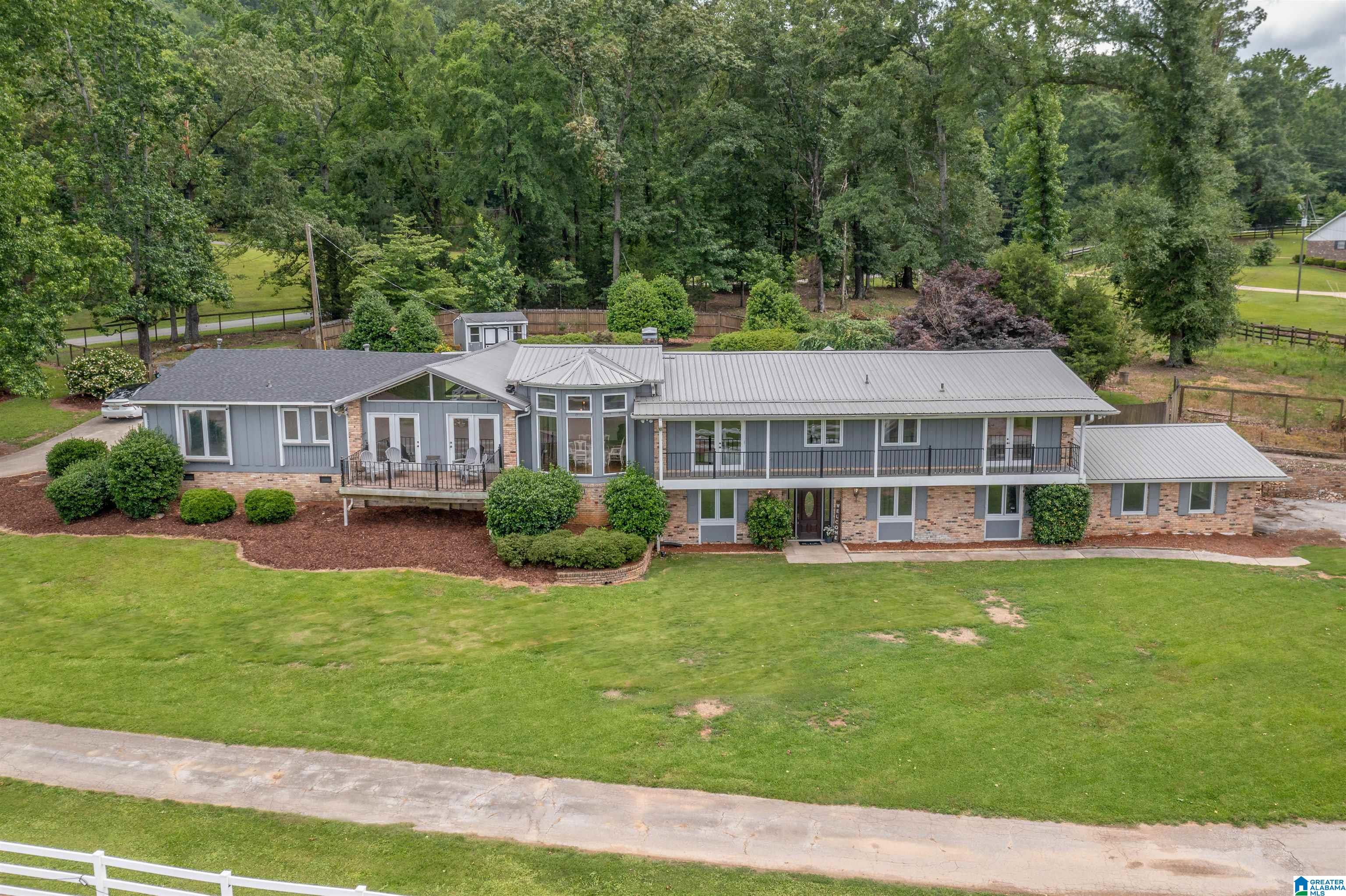 400 Indian Trail Road Pelham, AL 35124 - Photo 4 of 59
