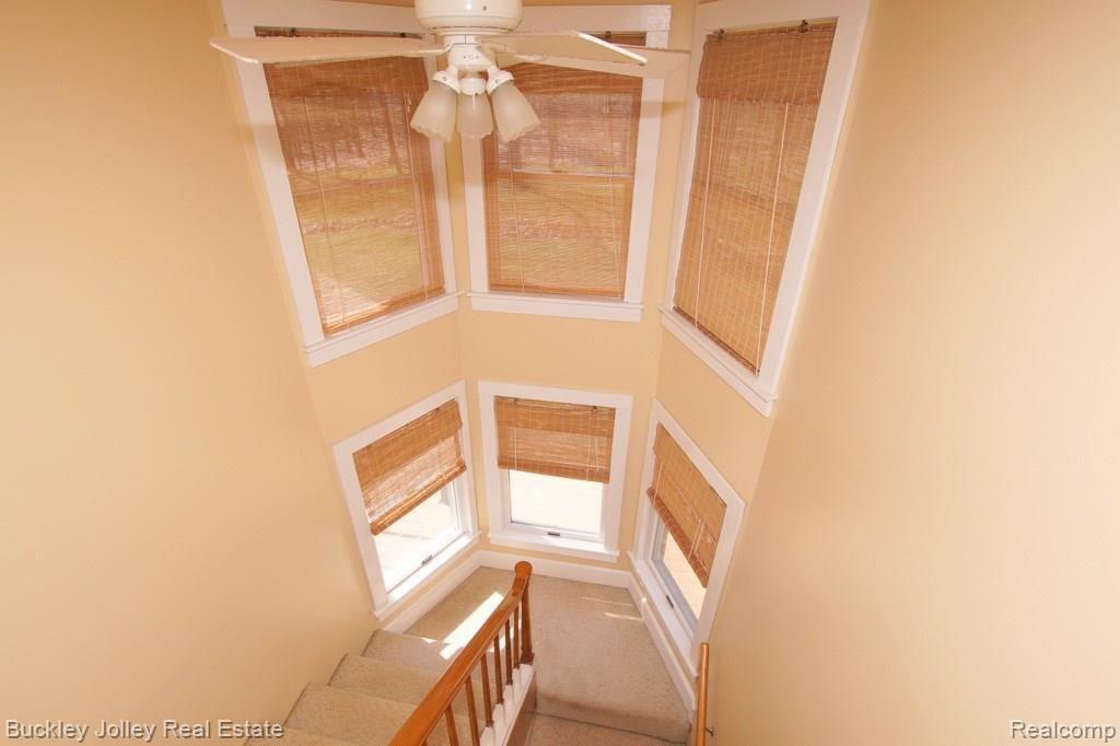 1278 County Farm Road Howell, MI 48843 - Photo 14 of 28 2 Story Stairwell