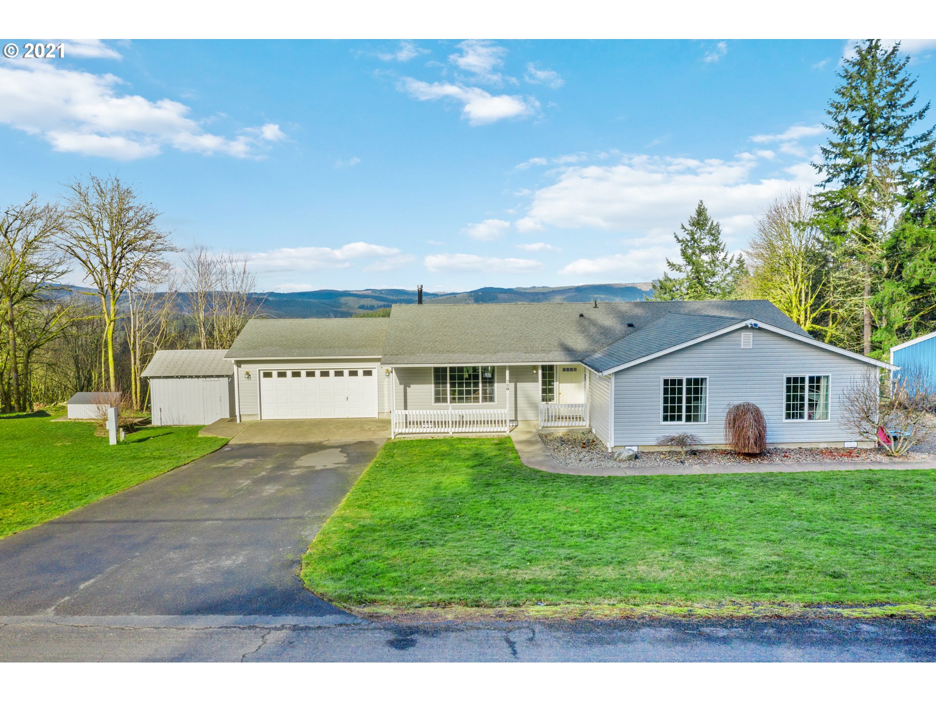 720 Schaffran Road Castle Rock, WA 98611 - Photo 1 of 32 Gallery Image 1