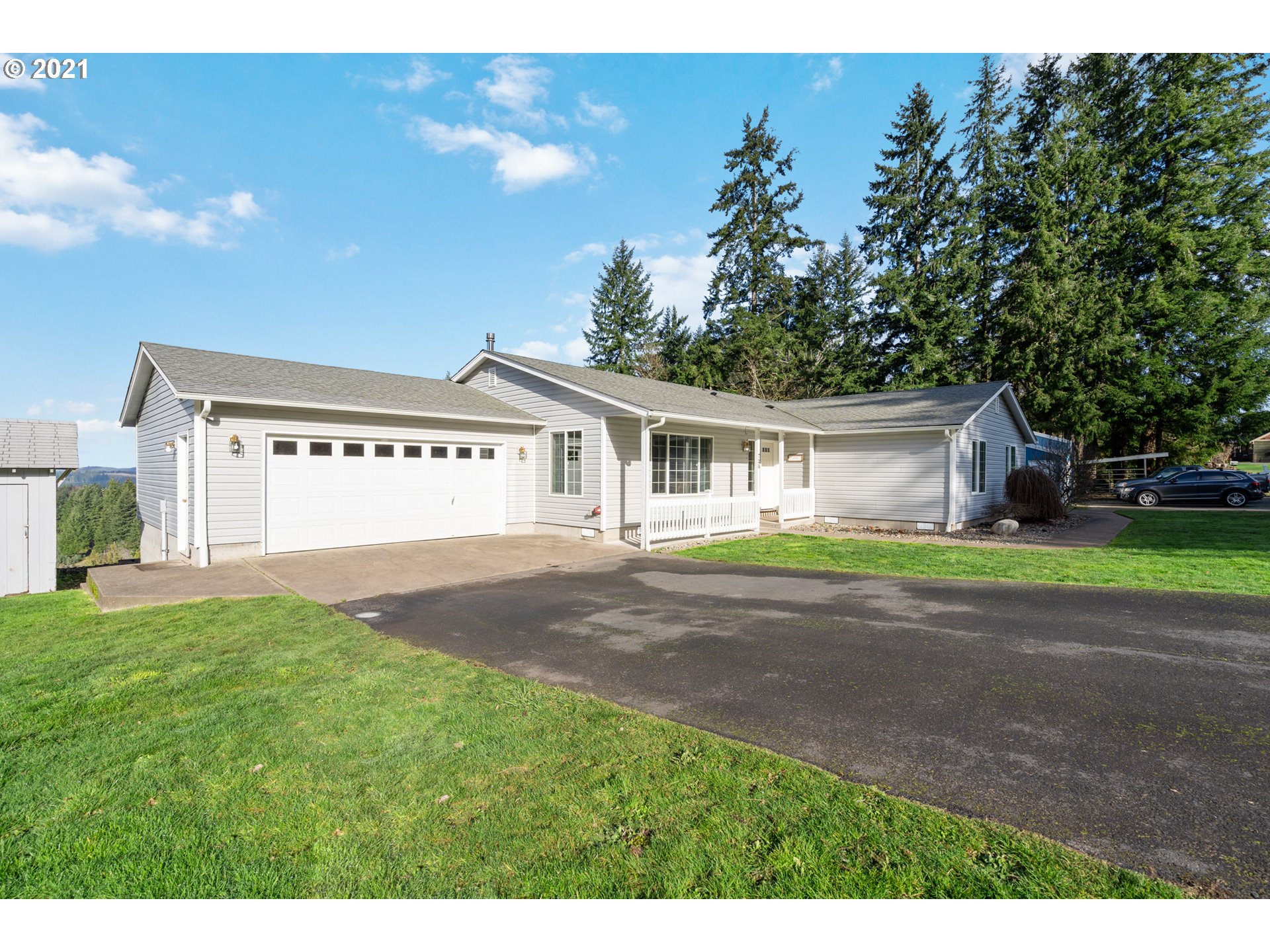 720 Schaffran Road Castle Rock, WA 98611 - Photo 2 of 32 Gallery Image 2