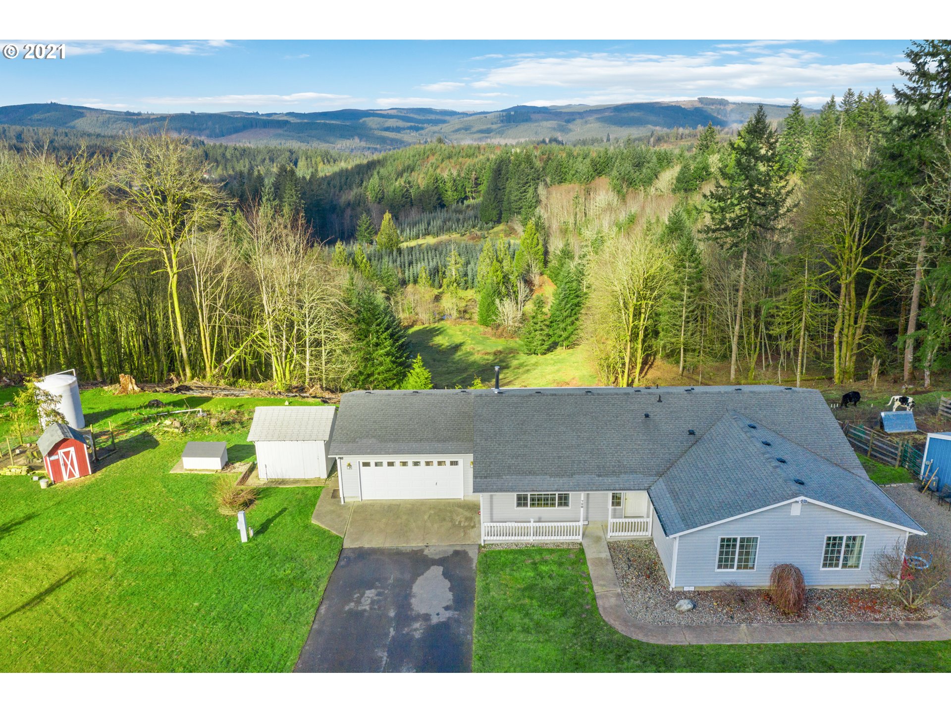 720 Schaffran Road Castle Rock, WA 98611 - Photo 4 of 32 Gallery Image 4
