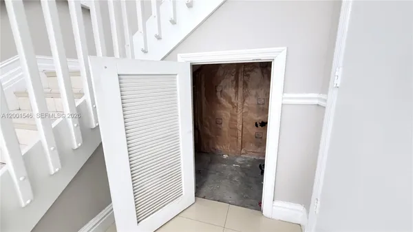 $3,150 | Tamiami, Miami, FL 33185