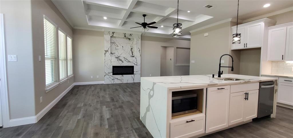 2102 North O'Connor Road Irving, TX 75061 - Photo 6 of 18 Gallery Image 6