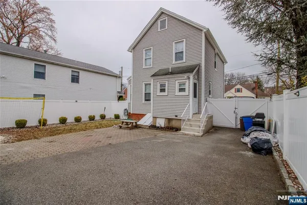 $575,000 | 316 William Street, New Milford, NJ 07646