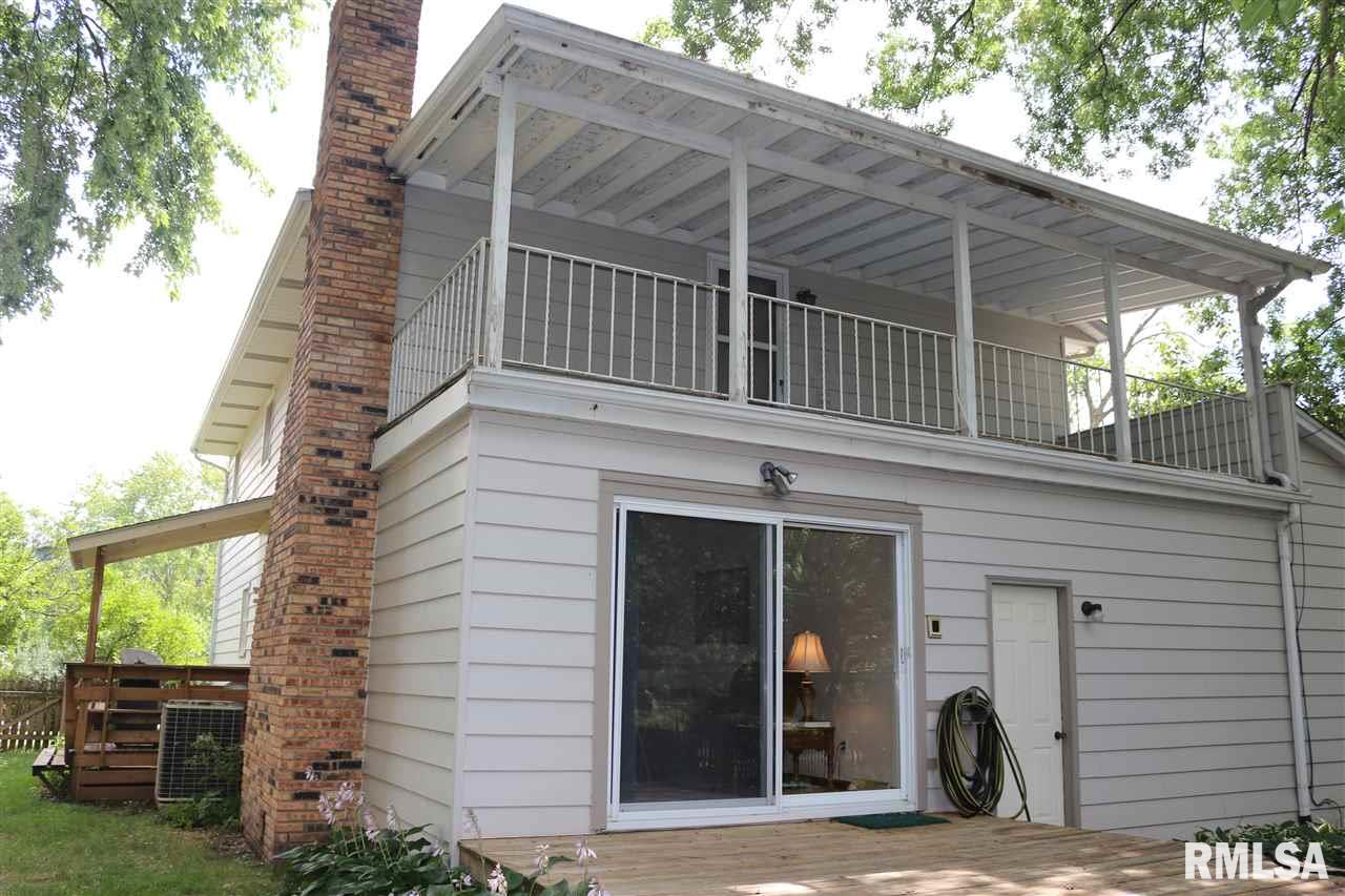 4205 Spring Street Davenport, IA 52807 - Photo 3 of 24 Gallery Image 3