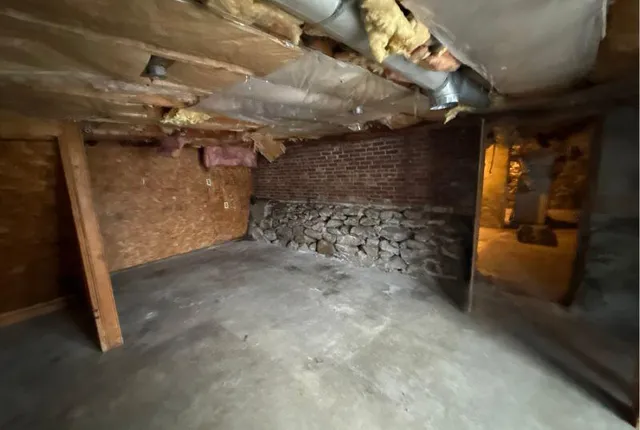 $125,000 | 42 Maple Street, Brewer, ME 04412