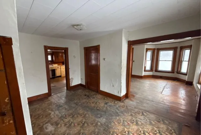 $125,000 | 42 Maple Street, Brewer, ME 04412