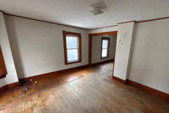 $125,000 | 42 Maple Street, Brewer, ME 04412