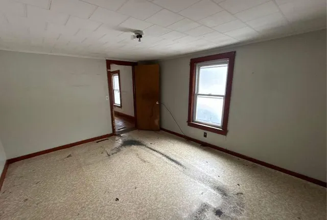 $125,000 | 42 Maple Street, Brewer, ME 04412