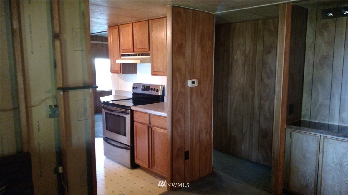 921 Northeast Larson Lake Road Belfair, WA 98528 - Photo 14 of 19 Gallery Image 14