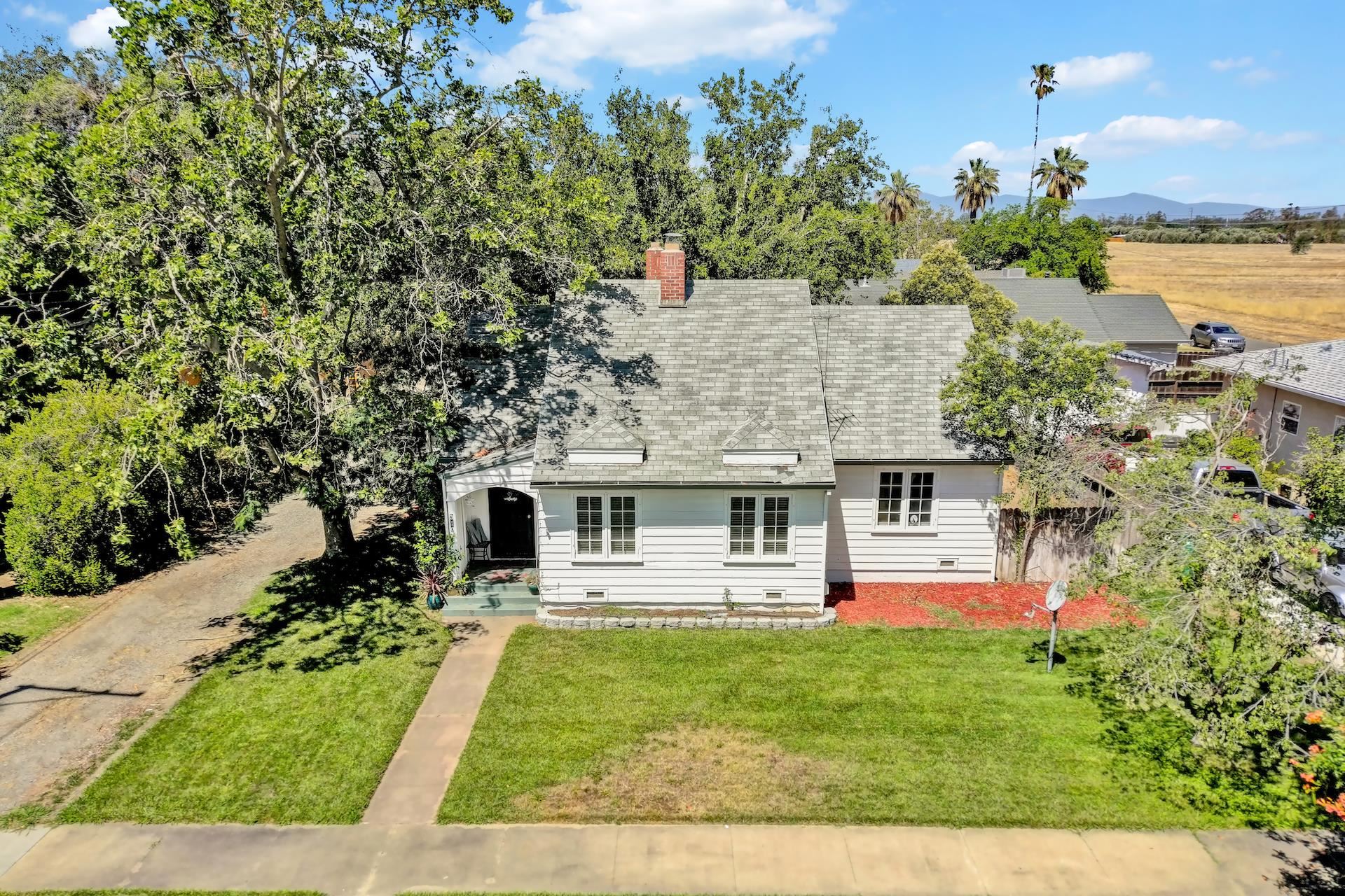 310 4th Street Corning, CA 96021 - Photo 4 of 55